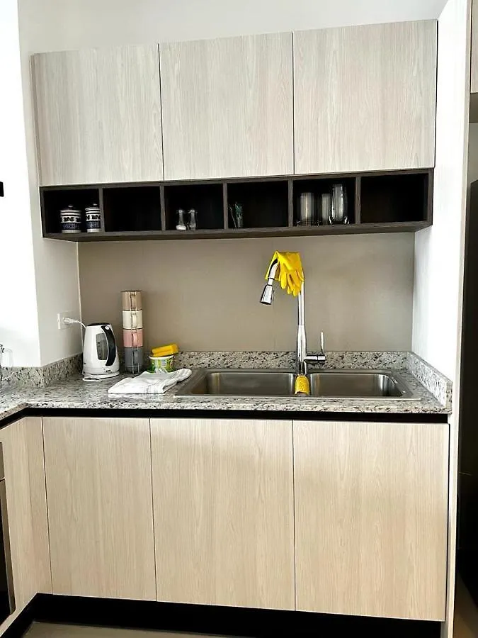 Luxury Apartment With Balcony And View Quito Ecuador