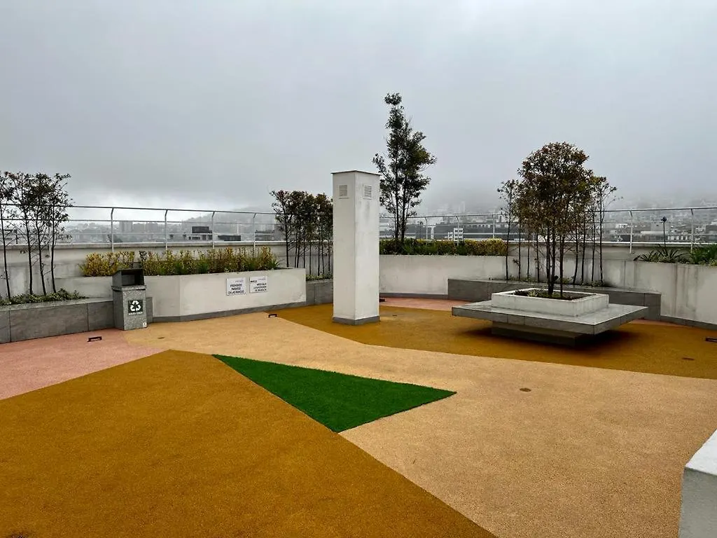 Luxury Apartment With Balcony And View Quito