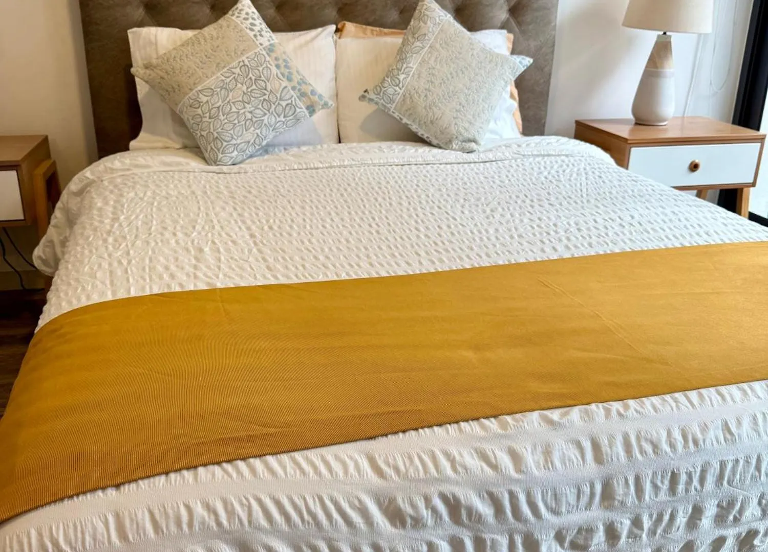 Luxury Apartment With Balcony And View Quito Ecuador
