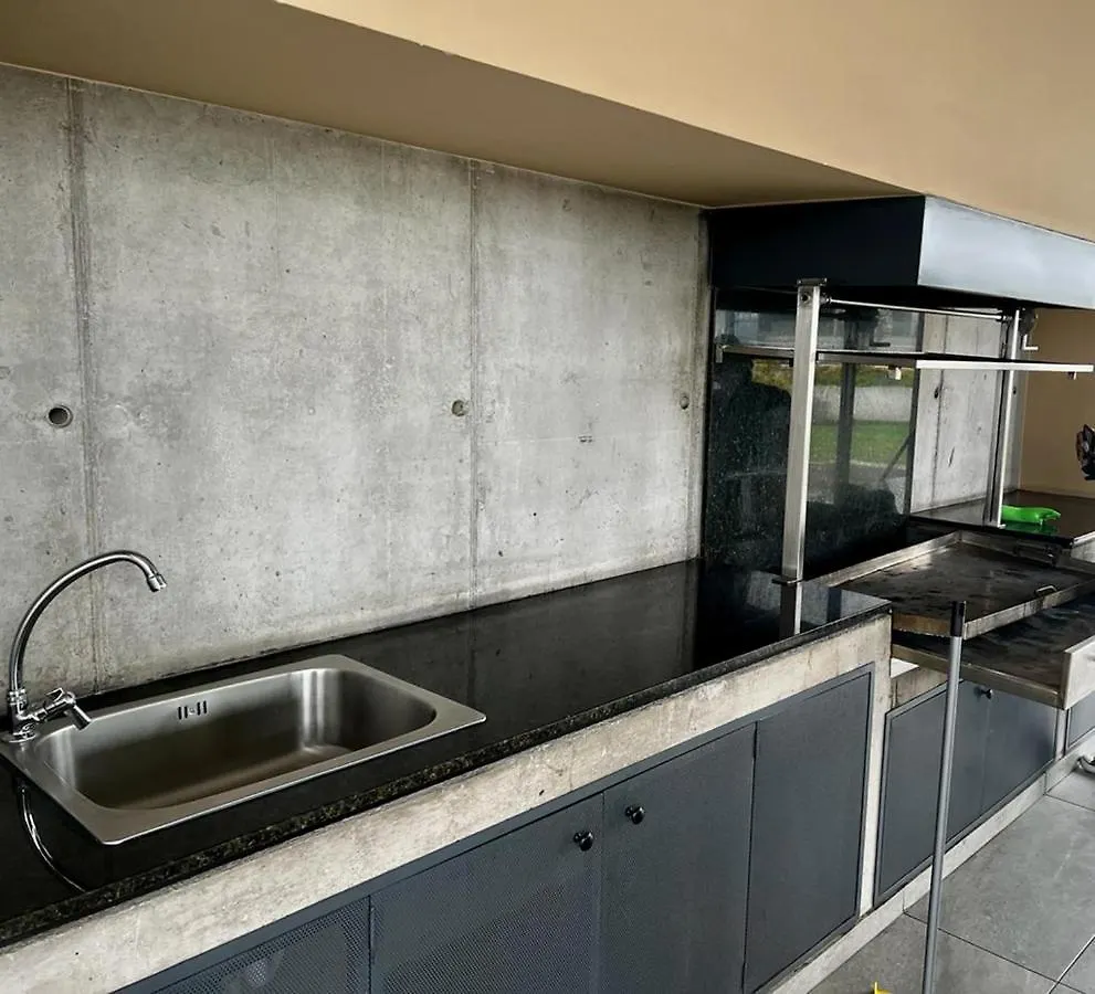 Luxury Apartment With Balcony And View Quito