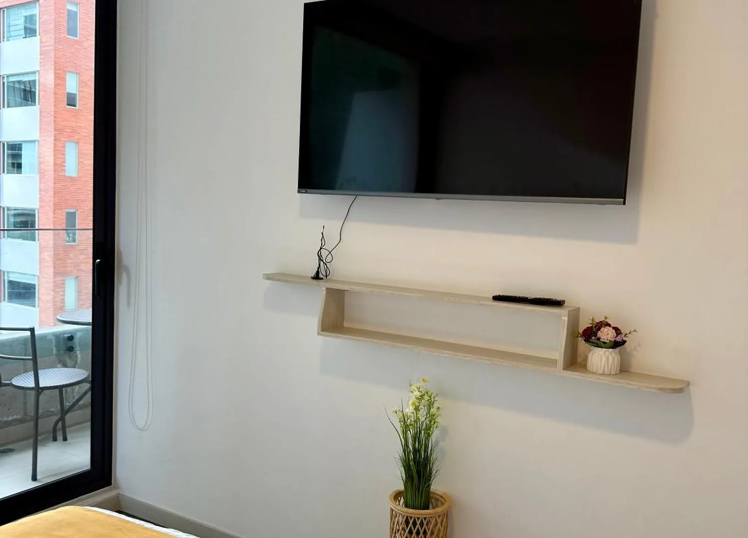 Luxury Apartment With Balcony And View Quito