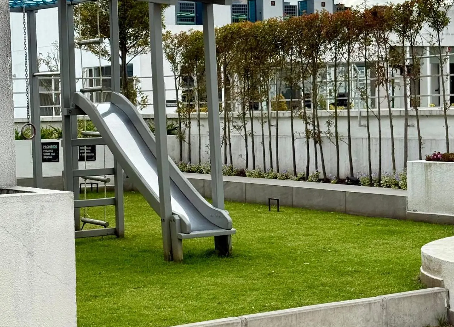 Luxury Apartment With Balcony And View Quito